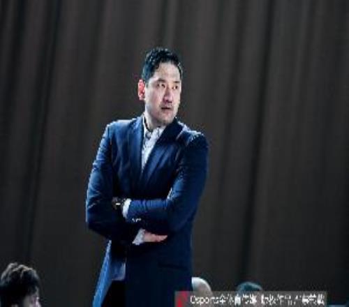 媒体人:钟诚新赛季将前往NBL执教贵州猛龙俱乐部