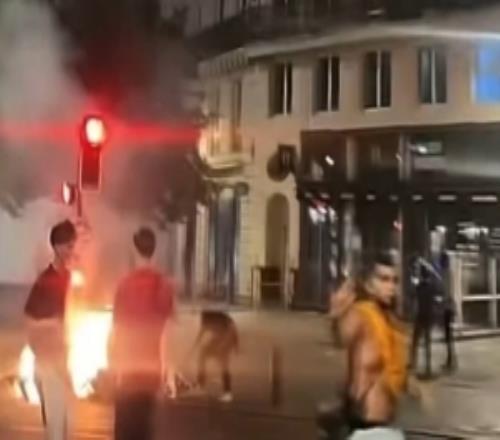 太阳报:世界杯半决赛出局后,法国多地爆发大规模骚乱