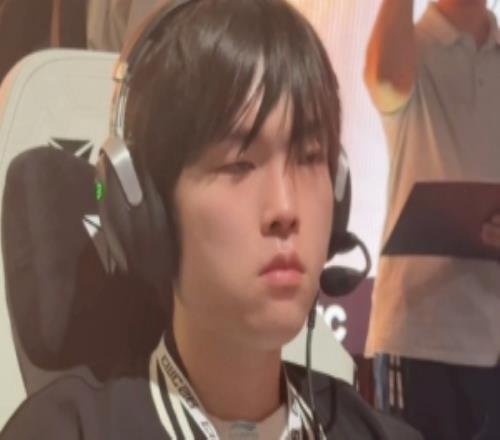 BLG分享选手调试返图:认真型嘟嘟嘴型左顾右盼型社交型模仿型
