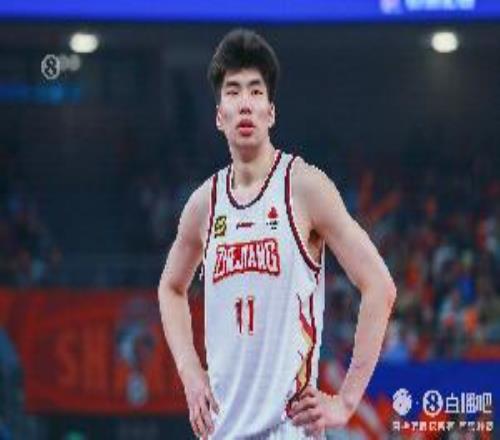 直播吧:浙江队已与余嘉豪签下为期四年的B类合同