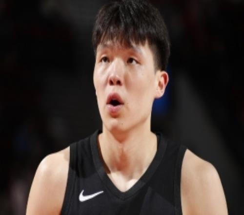 中方经纪人:杨瀚森在NBA首个赛季挑战很大我们对新赛季充满信心