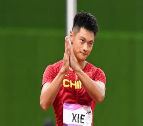 个人赛季最佳!谢震业跑出10秒21,总成绩第一晋级100米决赛