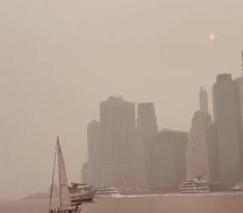 记者:各方一直在讨论山火形势,世界杯决赛场地空气质量严重恶化