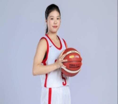 媒体人:中国U17女篮这波人未来是可期的有机会争取前六的名次