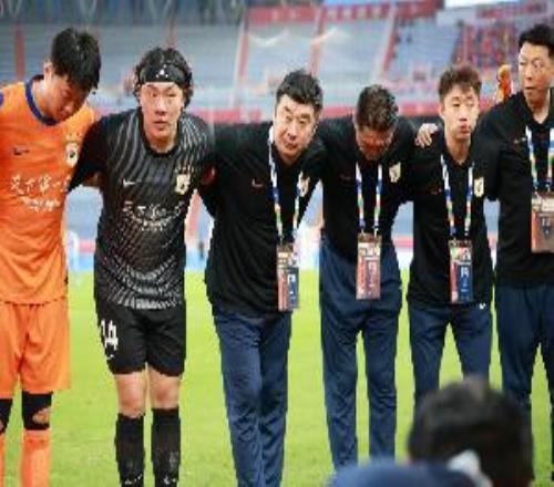 王大雷发文道歉:责任都是我们老队员的,没带动好年轻球员