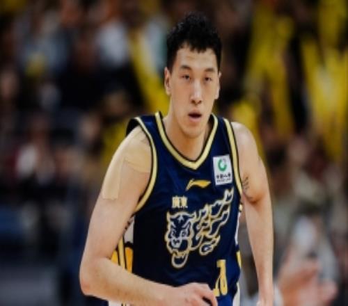 广东为什么不用霸王条款强留杜润旺顶薪和顶薪之间可能天差地别