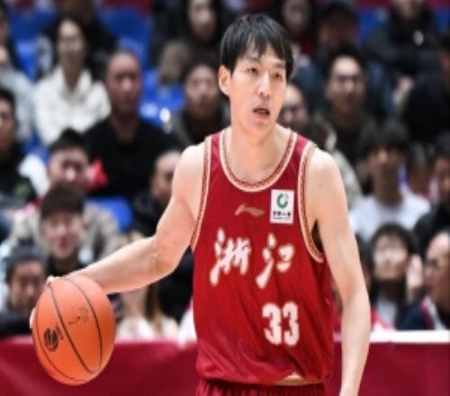 直播吧:吴前成功留队将与浙江男篮签订一份老将合同