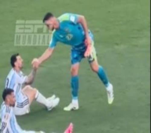 尊重!乌奈西蒙赛后找瘫坐在地上的每个阿根廷球员逐一握手致意