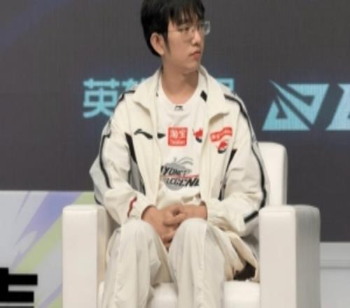 乳腺通暢了！AL超話看圣槍離隊：這是好事啊！這經理瘋了！