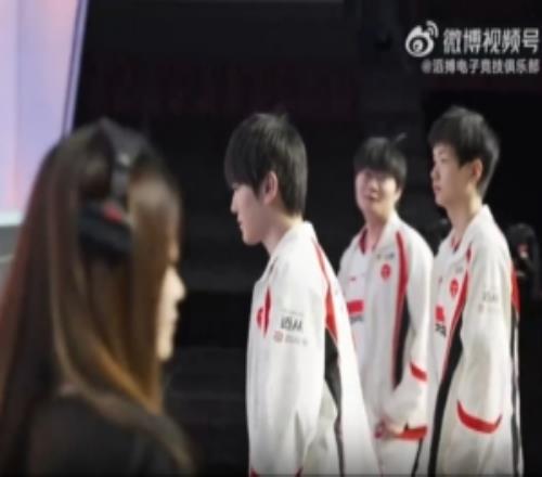TES分享对阵WE、TT赛场记录：多亏了刘神的加入，LGD焕然一新