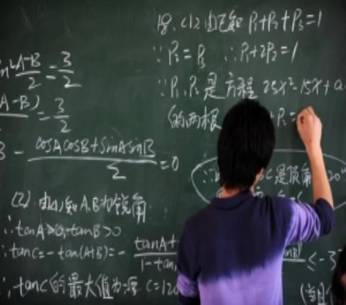 前LPL青训自述：曾数学全省第一靠经理带全队假赛赚过400万