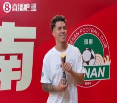 直播吧最佳纳萨里奥：状态比去年同期要好家人很好融入中国生活