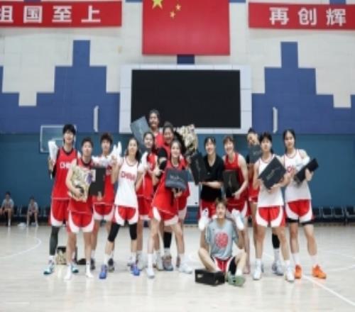 楊舒予、陳明伶歸隊(duì)中國女籃備戰(zhàn)熱身賽