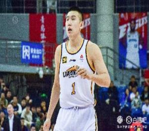 已效力遼籃六年！媒體人：付豪和遼寧男籃正式完成兩年頂薪續(xù)約