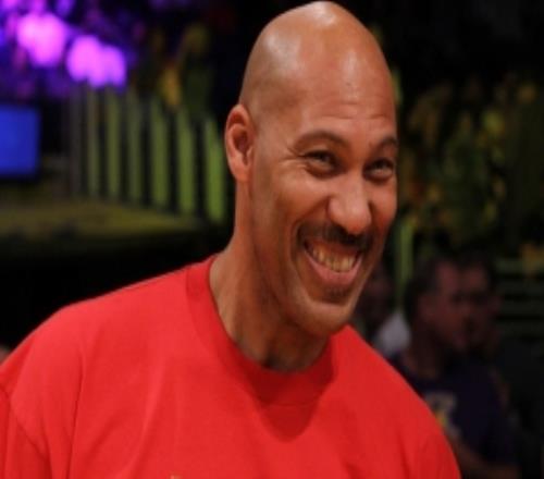 球爹：在NBA打球不算压力有人要杀你父母让你二选一这才叫压力