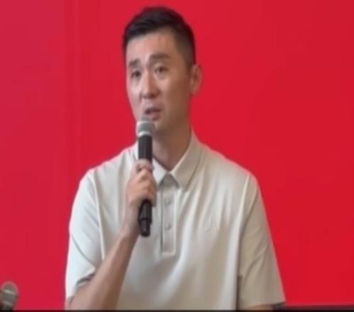刘炜:现在的年轻队员个人能力比我们那时候强但他们的配合少