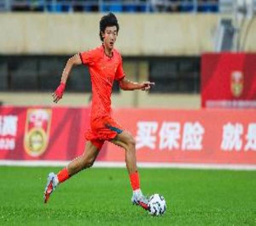 专访阿森纳U17主帅：中国队赢球不靠运气两人很棒