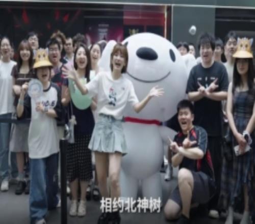 夏安带你打卡北京主场:选手们分享常用表情包,搞怪可爱应有尽有