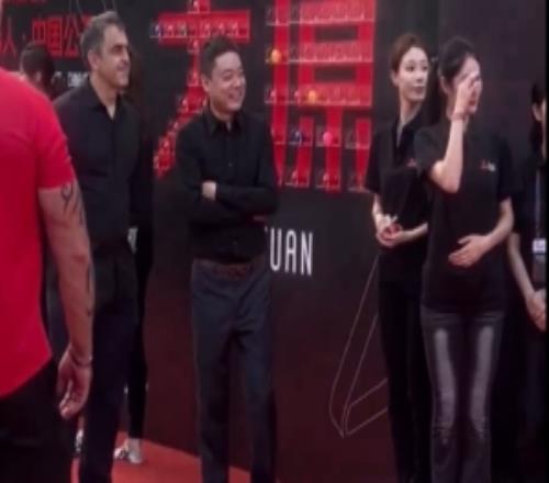 高情商!被问谁将夺得中国公开赛冠军,赵心童指了指丁俊晖和火箭