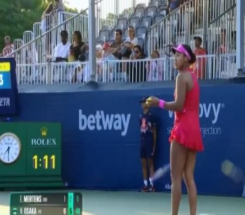 仅丢三局!大坂直美20梅尔滕斯,晋级WTA1000多伦多站16强