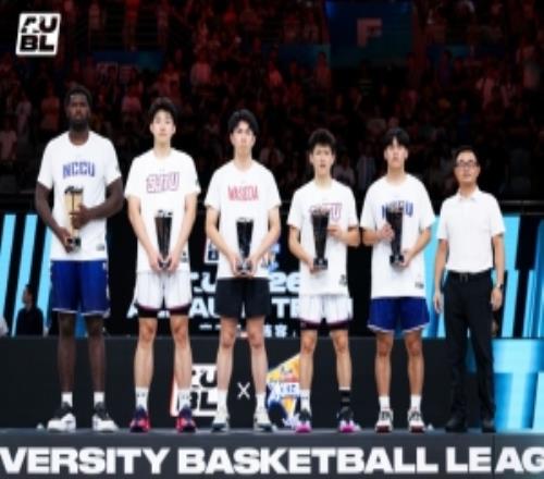 记者:MVP无疑属于上交陈天灿他已蜕变为CUBAL最优秀一号位之一