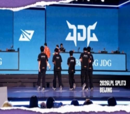 JDG分享北京站赛场记录:GALA有自信直接死完了呀