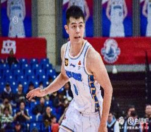 方硕加盟NBL长沙属于租借性质两年租借合同到期后回北京队