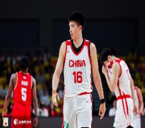 媒体人:状态不错内线也因焦泊乔的亮眼和对方内线矮没出问题