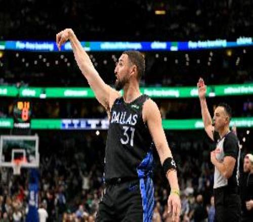 克莱:利拉德和库里有多个三分大赛冠军我退役前也要再拿一个