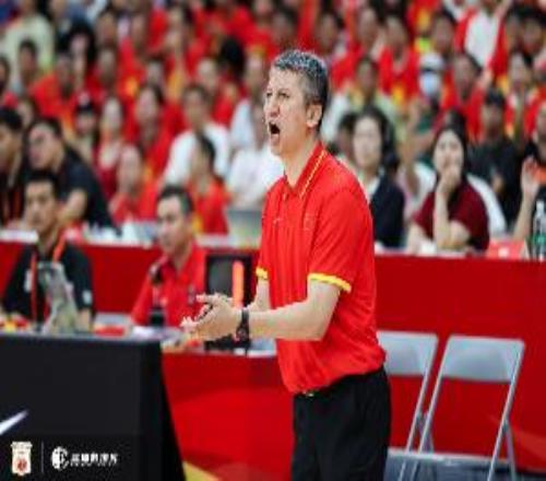 解说:中国男篮进攻要打什么防守篮板和转换还能解决么