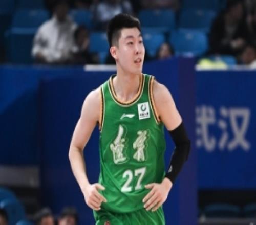 上賽季場均1.5分！媒體人：吉林男籃租借得到遼寧男籃鋒線俞澤辰