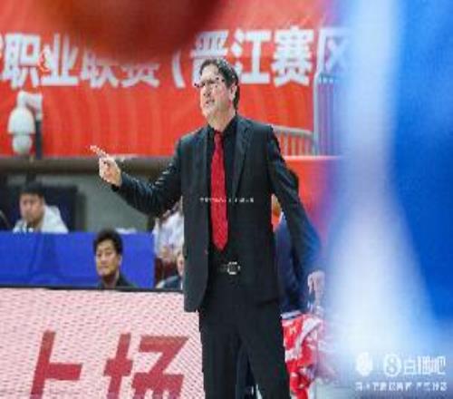 凯撒:现在很难签到有能力的大外援很多优秀大外都去欧洲打球了