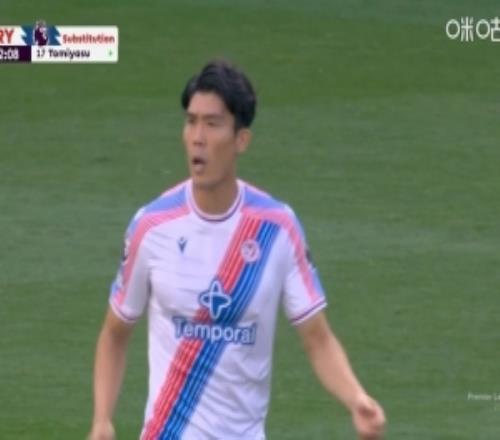 日媒:水晶宫02埃弗顿的比赛,首次出现2名日本球员同队出战英超