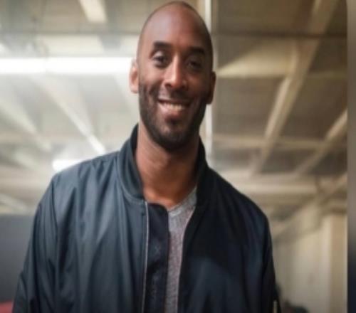 加内特晒照缅怀科比:想你了兄弟