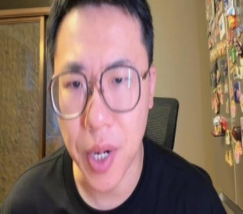 解说:夏普受伤对开拓者持球手影响不大但这会影响球员本人身心