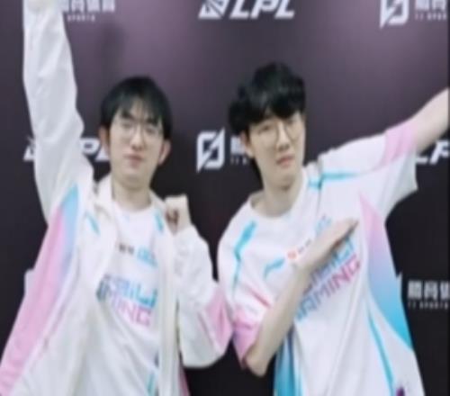 Viper：当我给AI下指令，在我旁边生成一个Flandre选手