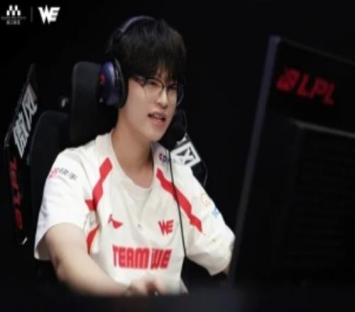 Vampire陪练团往事：AL曾与陪练团重复模拟T1战第一小局内容