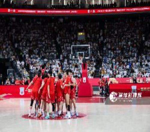 媒体人:女篮要维持世界强队位置需加速年轻球员成长完成换血