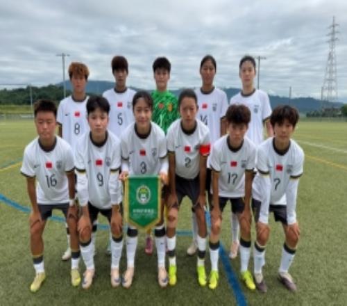 中国U18女足集训队30韩国U18女足，获中日韩青少年运动会冠军