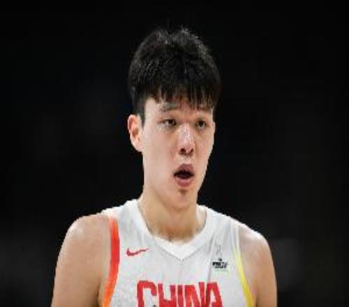 记者：郭导对杨瀚森使用完全不同了发牌顺下组织是熟悉的瀚森