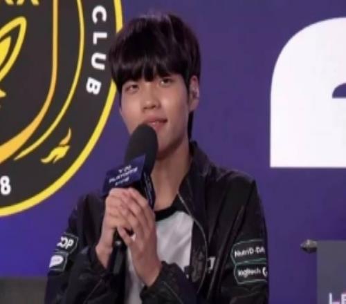 Siwoo：我觉得PerfecT打得很好我会从对线期暴打Perfect选手的！
