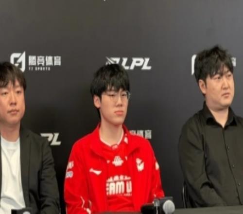 Erha：要加强自己的下路对线，因为打对线出了很多问题