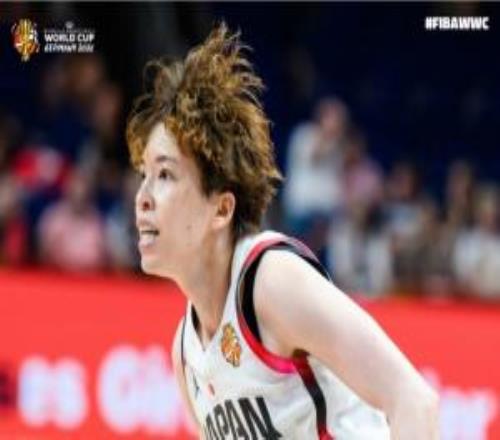 日本女篮首战险胜马里5分三分35中20&林咲希9记三分创世界杯纪录