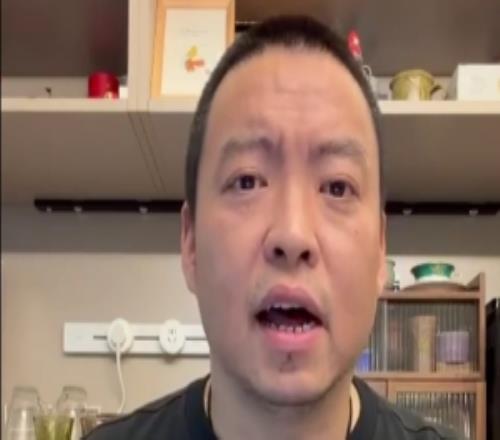 解说：本西非常有天赋但就是没篮正好他赶上NBA最强调投篮的时期