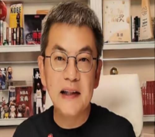 苏群：中国女篮29次失误仍能拿下捷克像天方夜谭靠意志拿下比赛