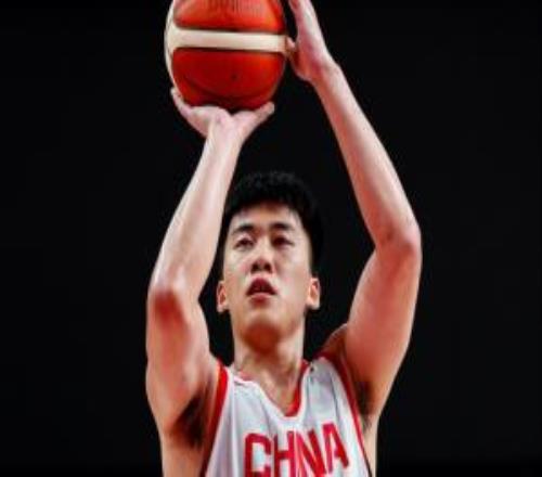 打NBL没那么容易媒体人：盲猜相关部门会要求王俊杰参加CBA选秀