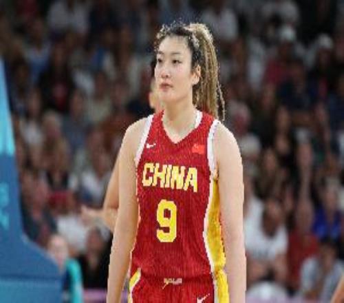杨毅：因李梦骂宫鲁鸣的纯属饭圈幻想她还能打世界杯的纯属做梦