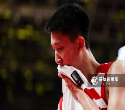 媒体人：张宇辰加盟Vsita和大多人不同作为后卫在美高更难竞争
