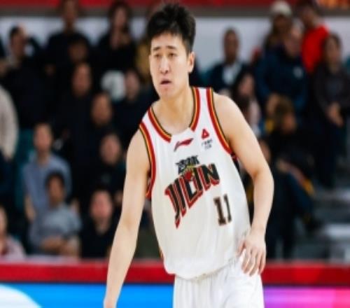 姜伟泽：李昂指导无条件地相信球员大家都想打出一个好成绩
