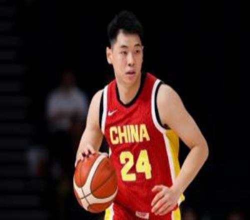 被限制得很严重！崔永熙半场7中2得5分3板正负值为16